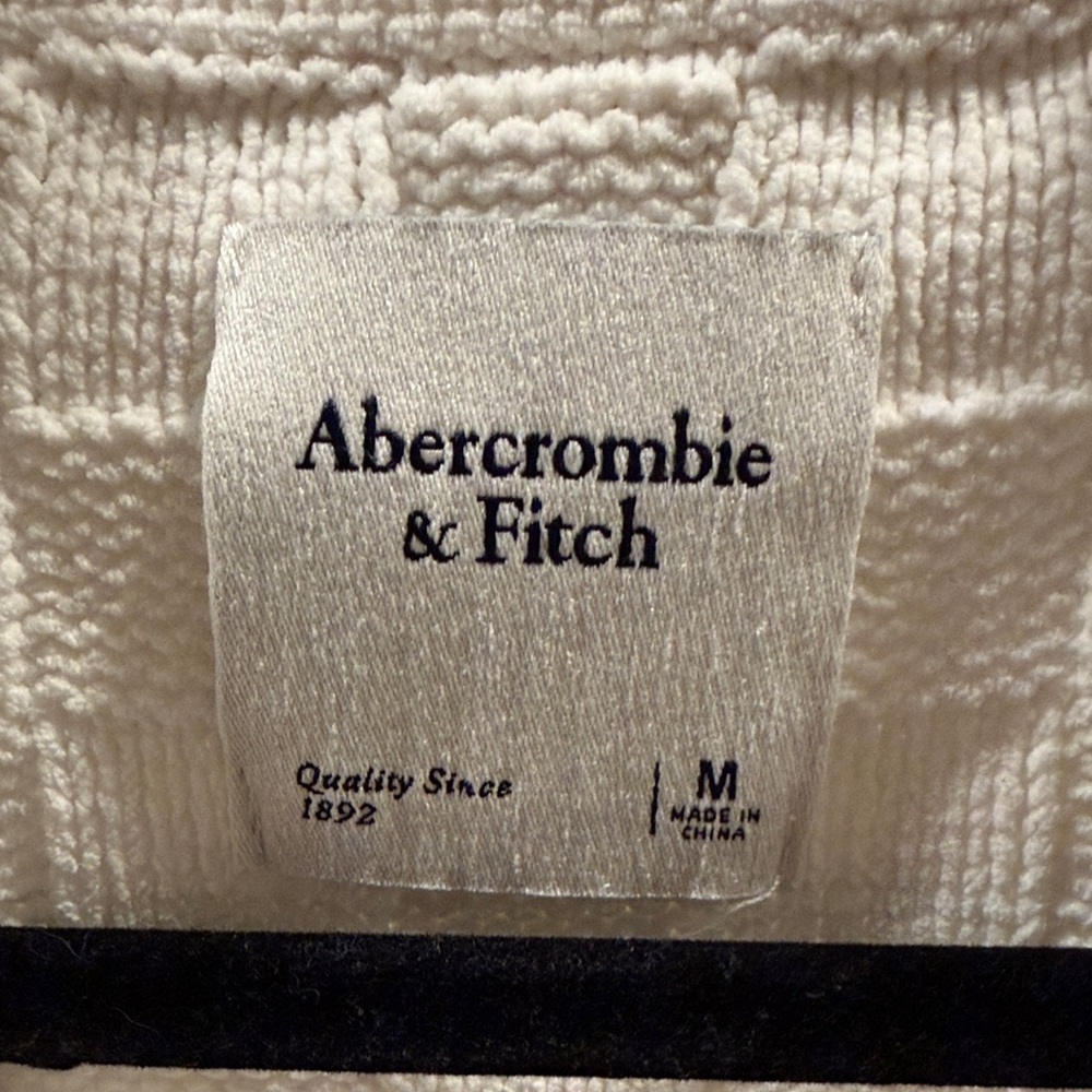 Abercrombie & Fitch Cream Knit Pullover